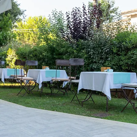 Verdeluna Apartmanhotel 3*