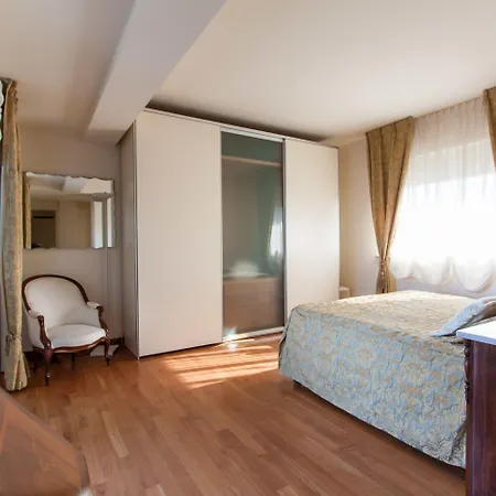 Aparthotel Verdeluna